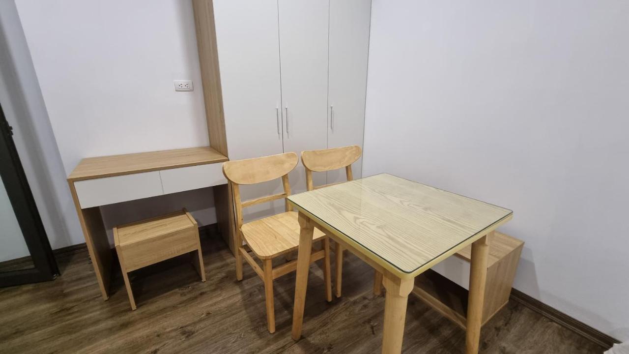 Era Apartment Khuc Thua Du 하노이 외부 사진