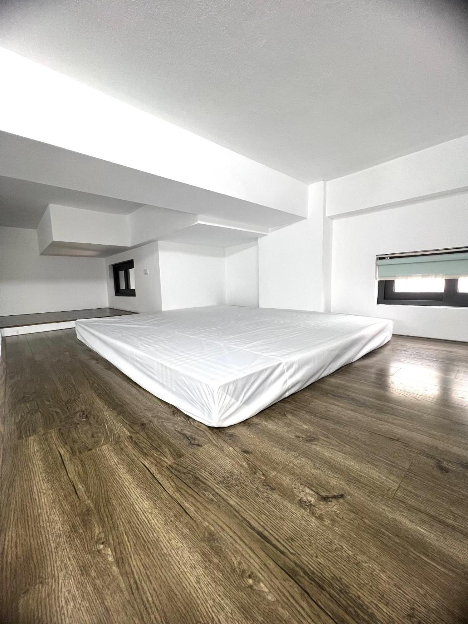 Era Apartment Khuc Thua Du 하노이 외부 사진