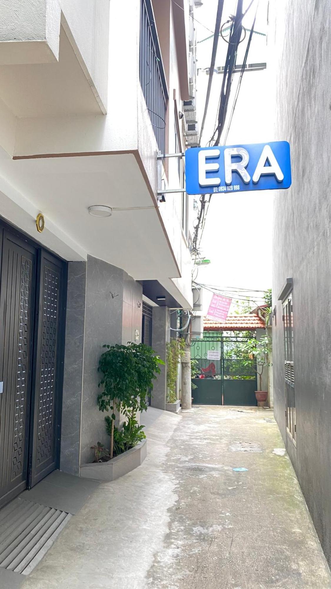 Era Apartment Khuc Thua Du 하노이 외부 사진